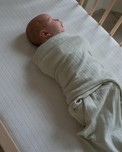 Newborn-Schlafsack speziell fr Neugeborene entwickelt